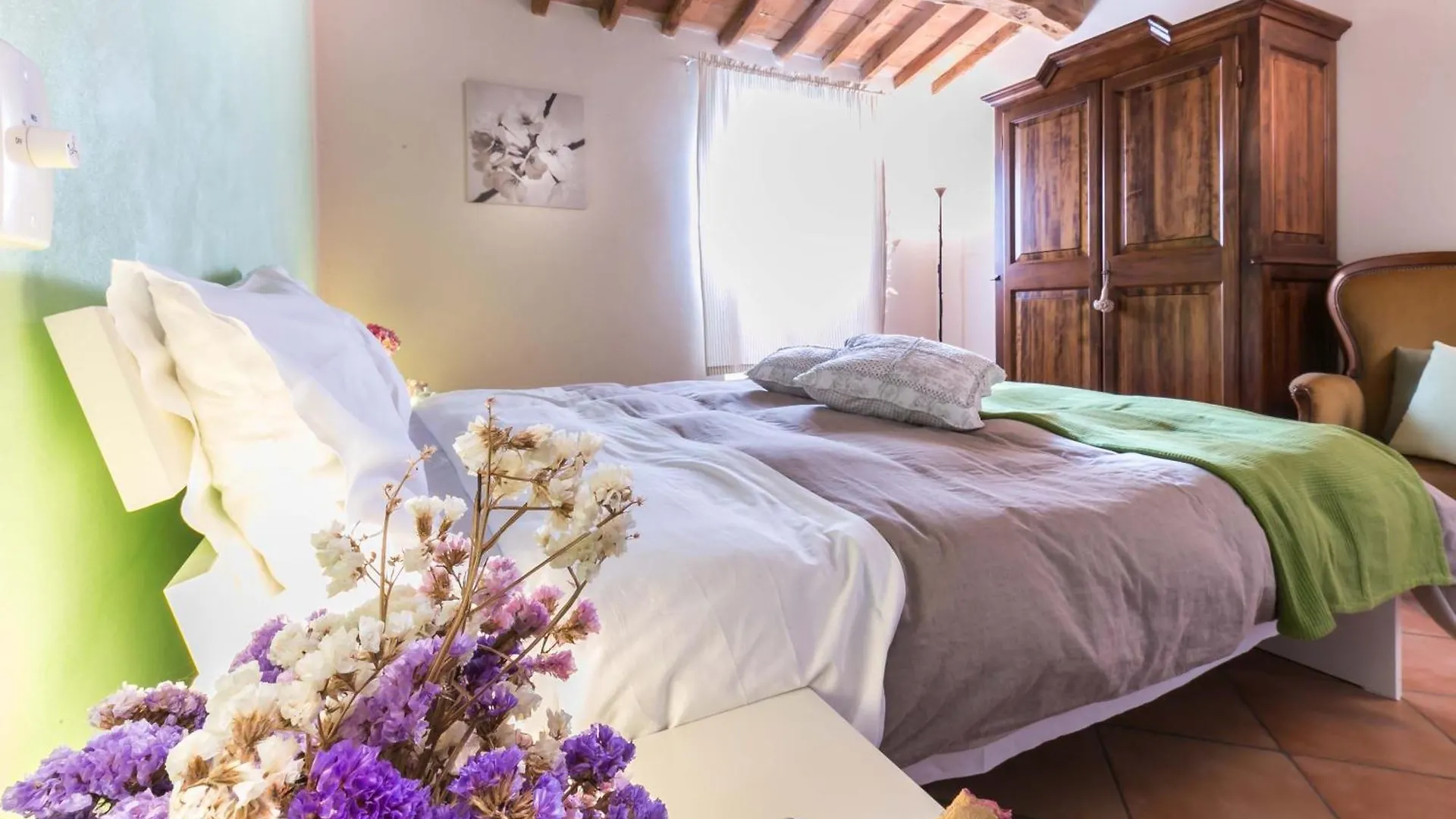Vignolino Country House バルベリーノ・ディ・ムジェッロ ベッド・アンド・ブレックファスト