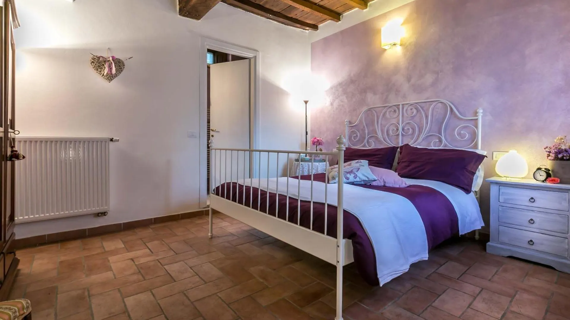 Vignolino Country House バルベリーノ・ディ・ムジェッロ ベッド・アンド・ブレックファスト